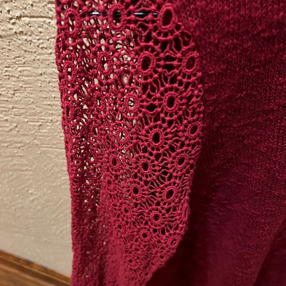 Lucky Brand red loosen knit sleeve top size medium - Picture 2 of 5